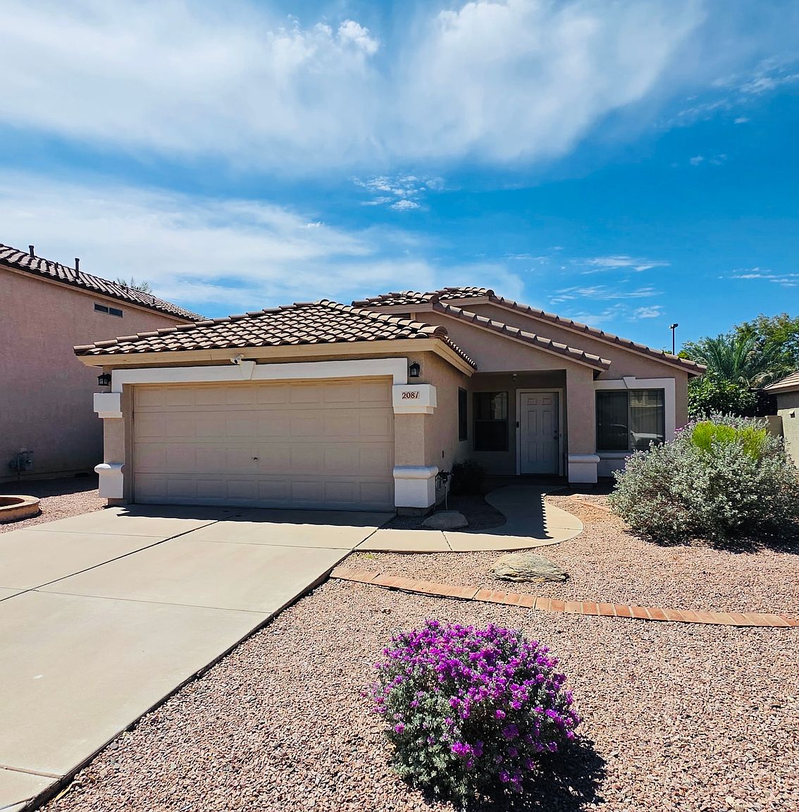 2081 E Arabian Dr photo 4