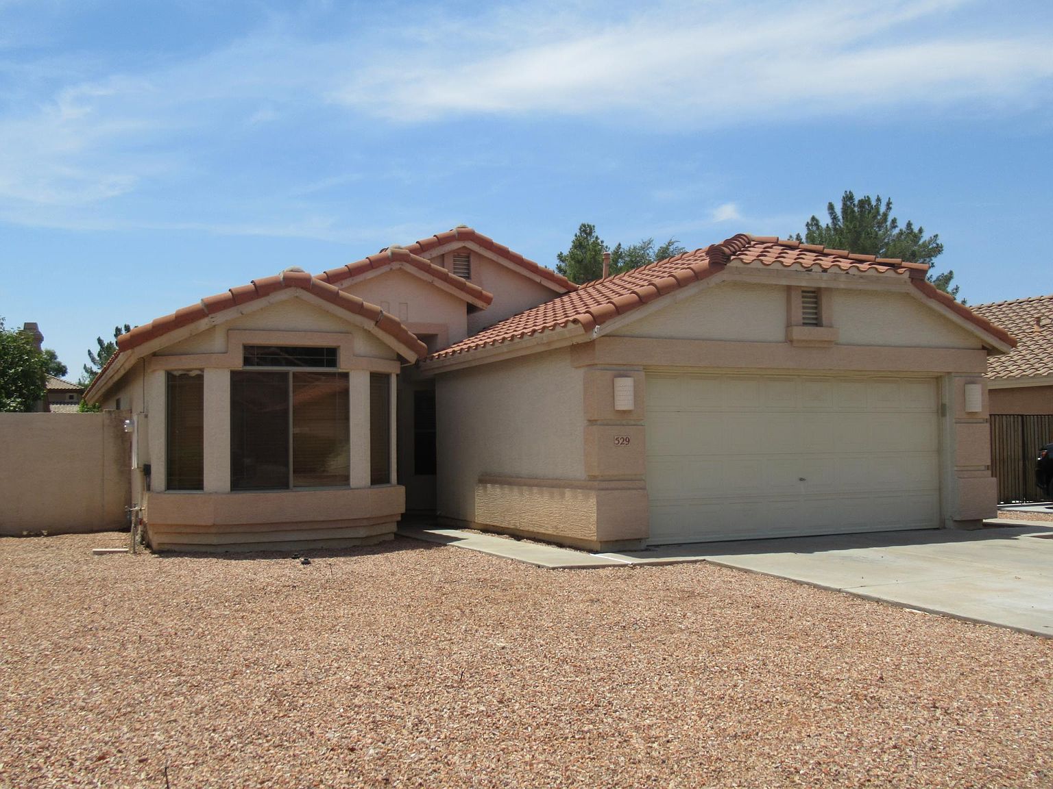 529 E Cantebria Dr Gilbert, AZ 85296 photo 2