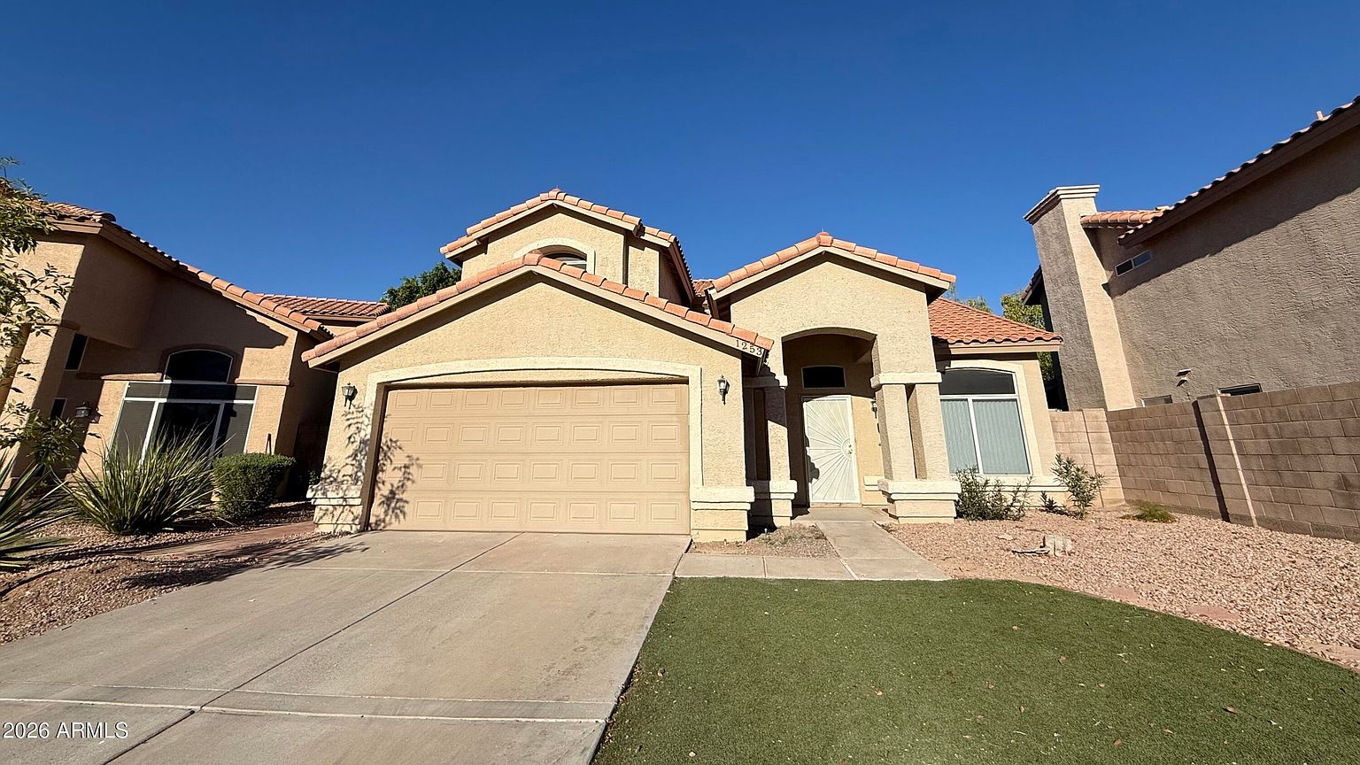 1253 N Spire Ct Chandler, AZ 85224 photo 2