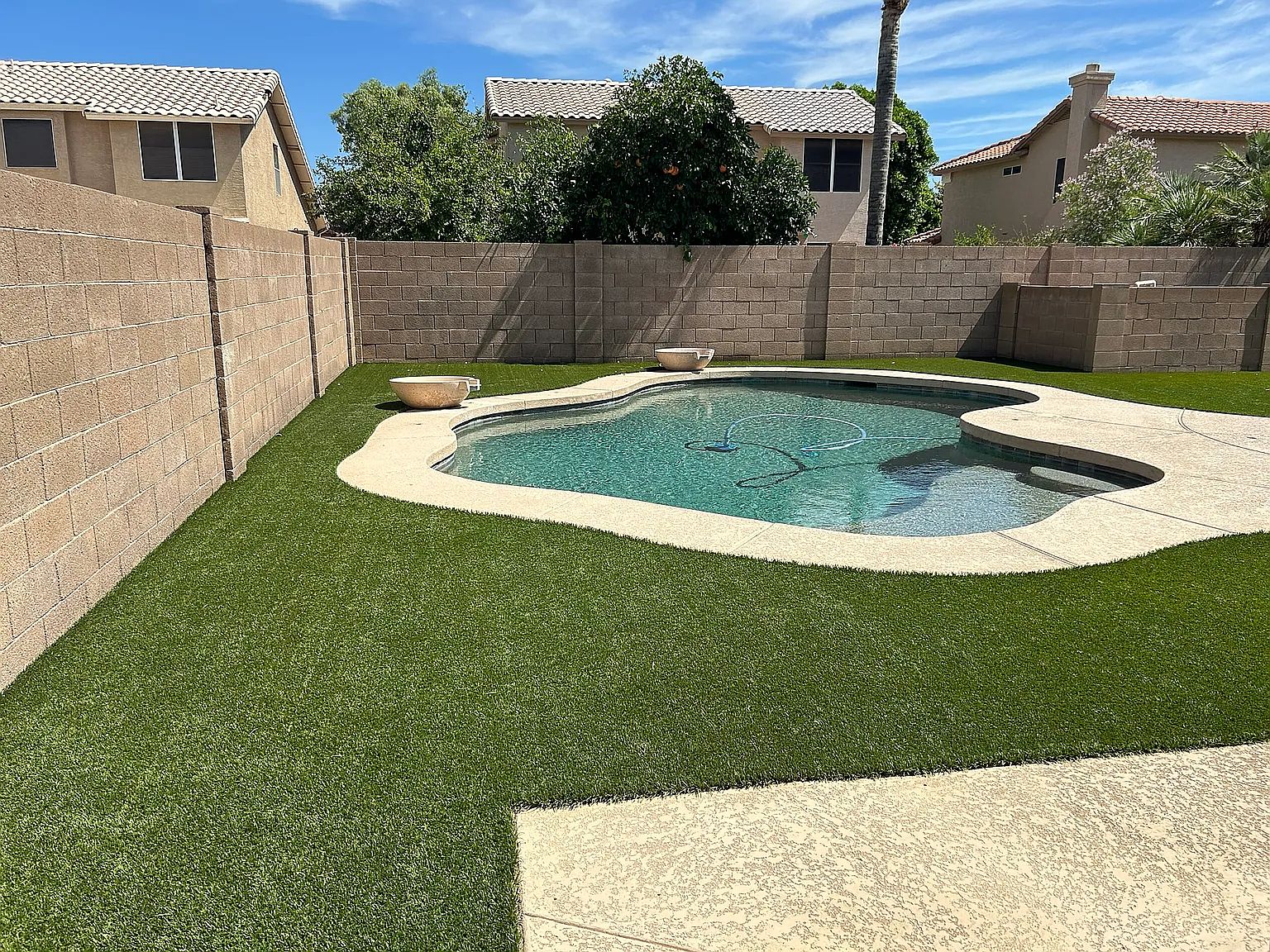 646 W Naranja Ave photo 3