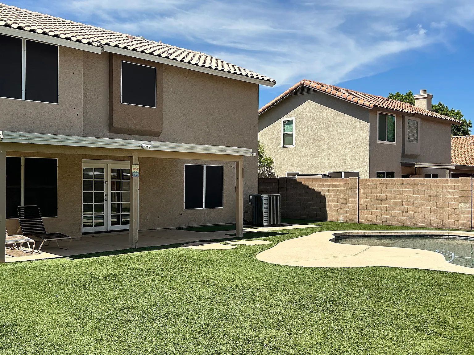 646 W Naranja Ave photo 2
