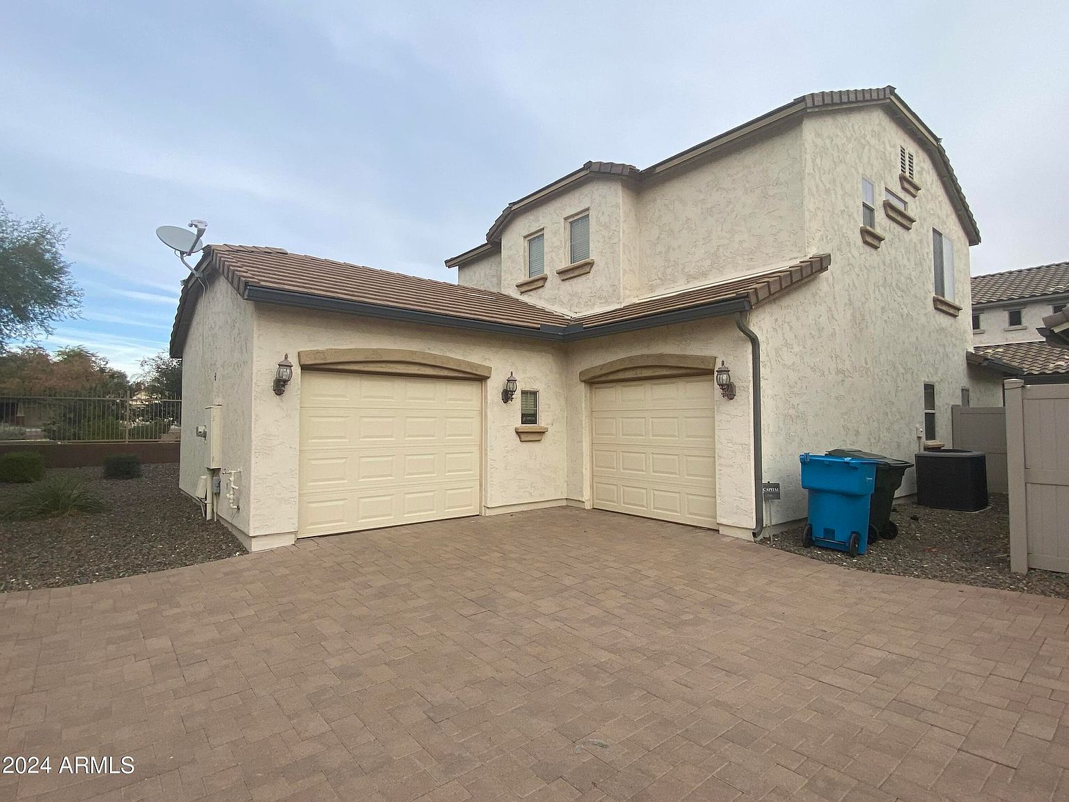 5336 W Molly Ln photo 3