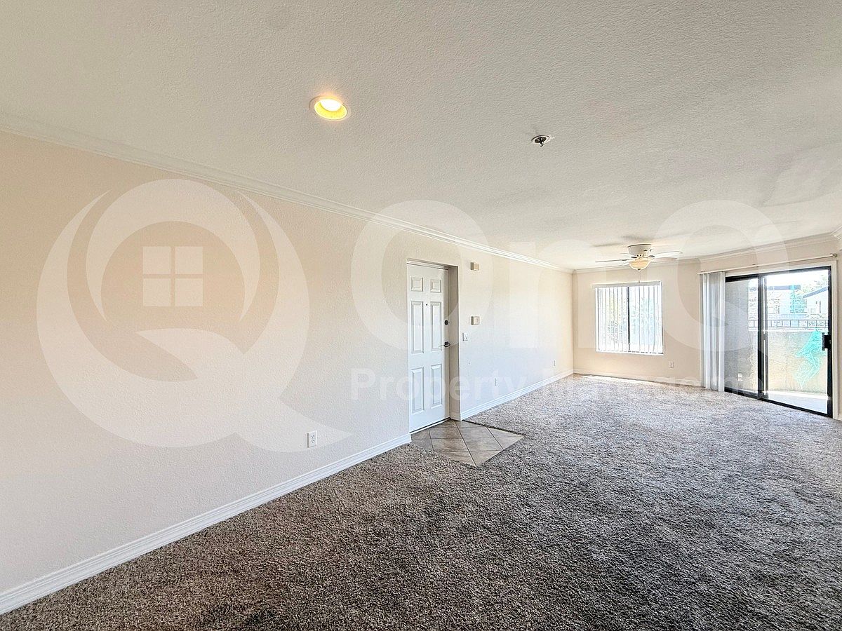 2025 E Campbell Ave photo 4