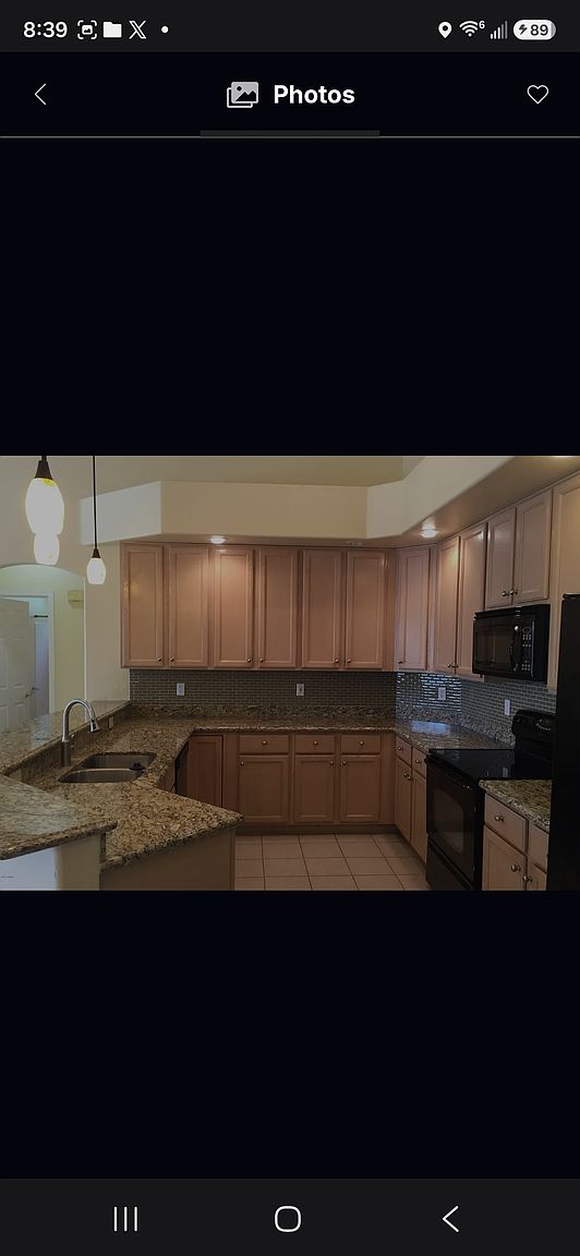 1031 E Baylor Ln photo 3