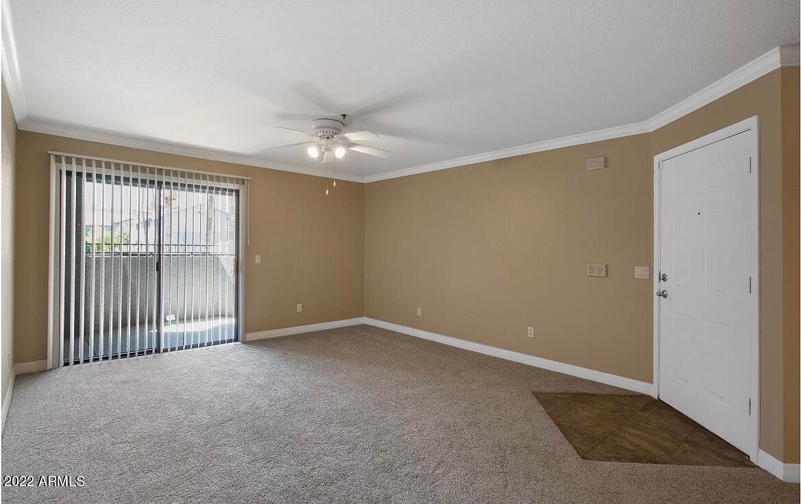 2025 E Campbell Ave photo 4