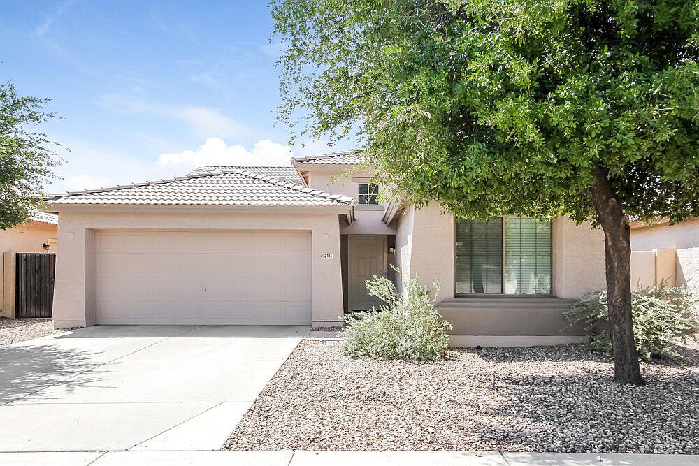 2431 W Gaby Rd photo 2