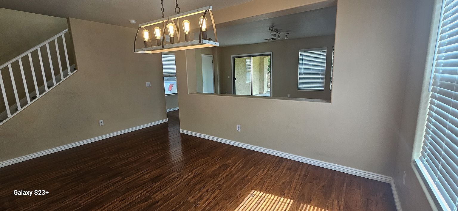 21147 E Avenida Del Valle photo 4