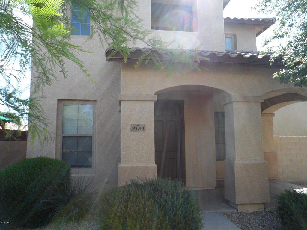 9184 W Meadow Dr Peoria, AZ 85382 photo 2