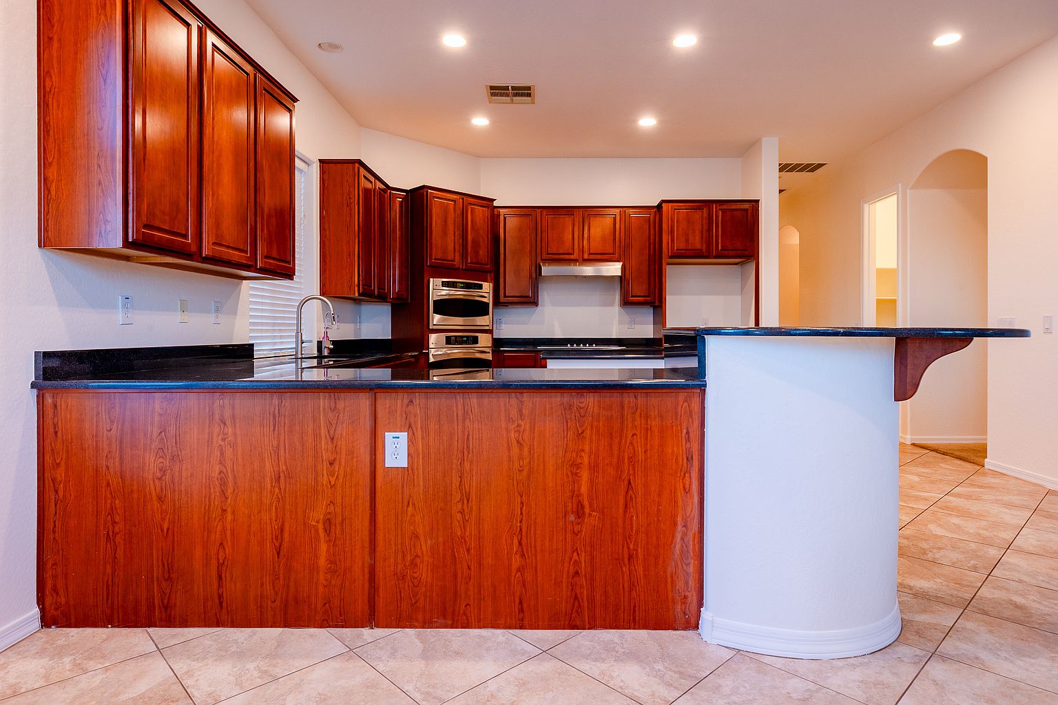 562 E Janet Way photo 5