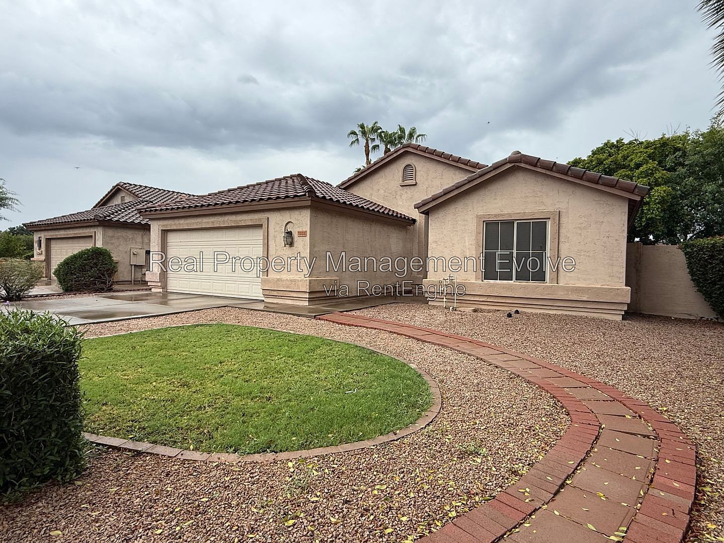 1021 W Park Ave Gilbert, AZ 85233 photo 2