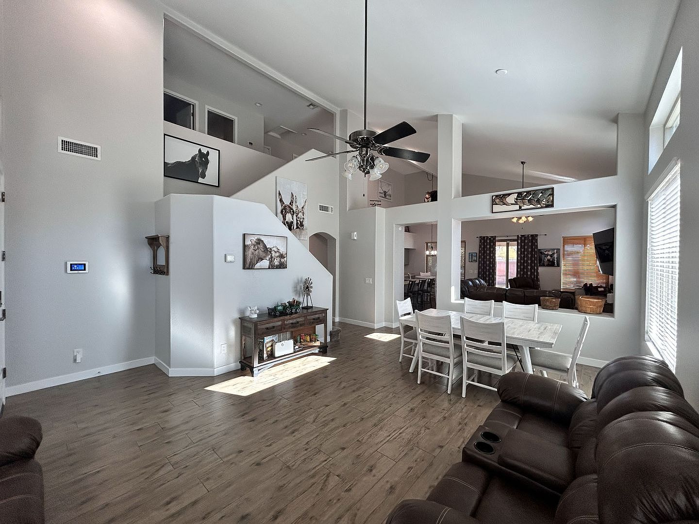 345 N Scott Dr Chandler, AZ 85225 photo 2