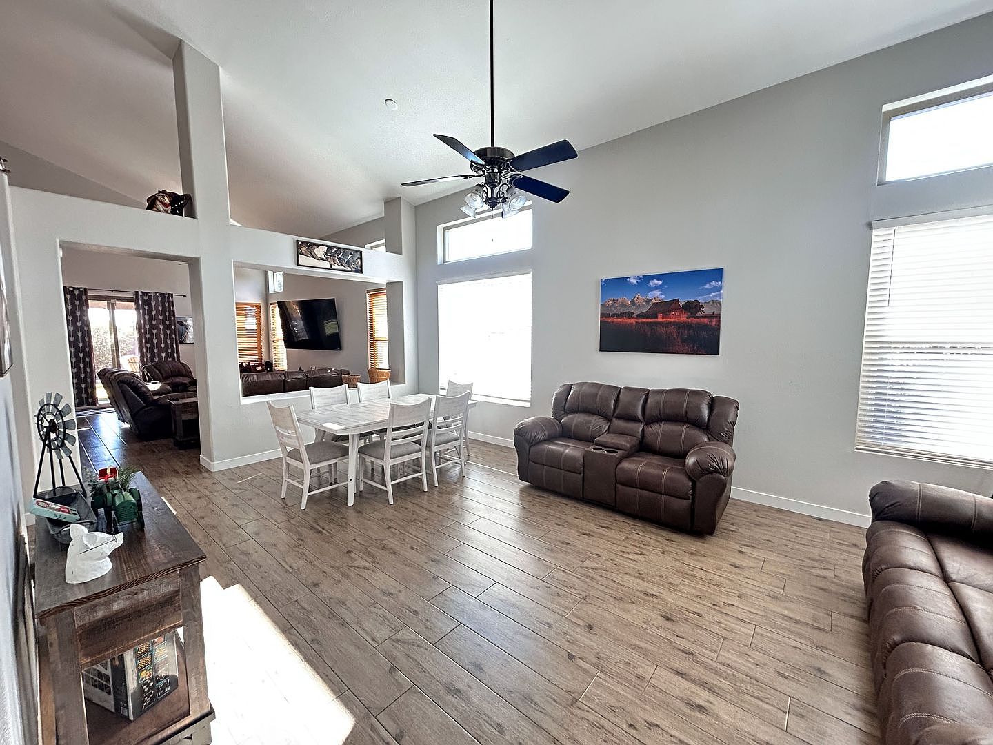 345 N Scott Dr Chandler, AZ 85225 photo 4
