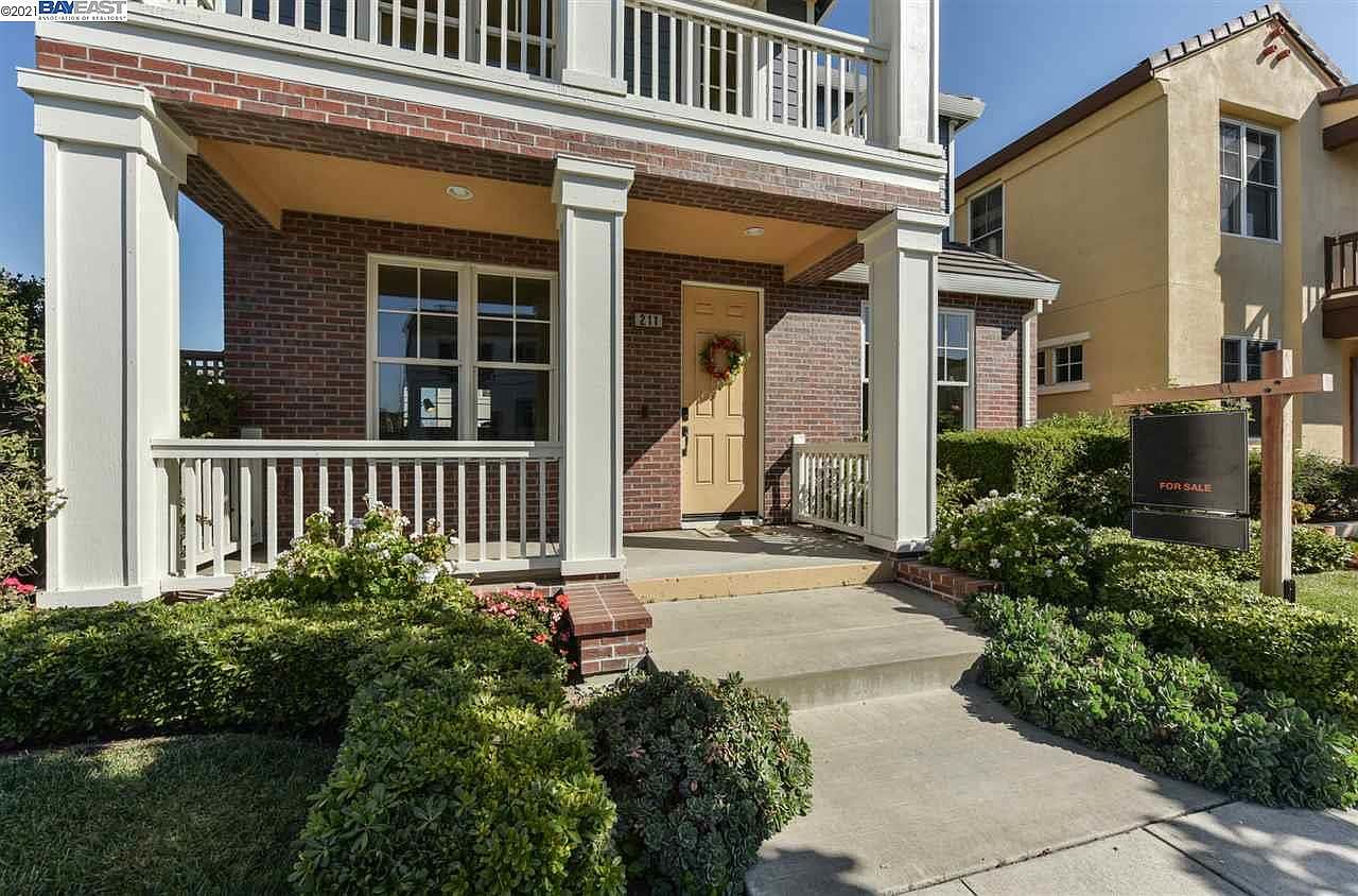 211 Kingfisher Ave photo 3