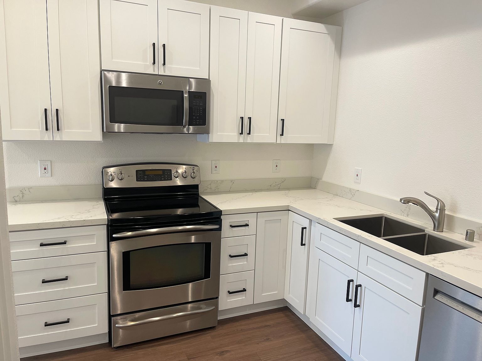 2320 Maho Bay Cir photo 4