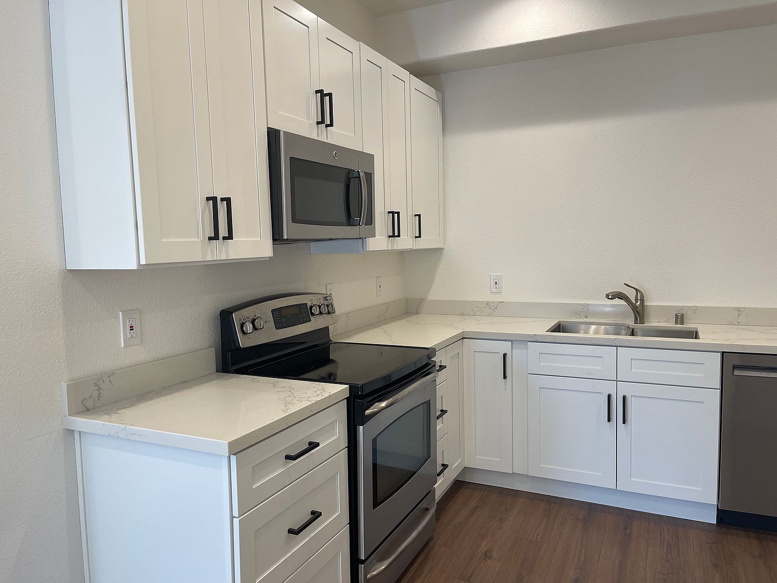 2320 Maho Bay Cir photo 3