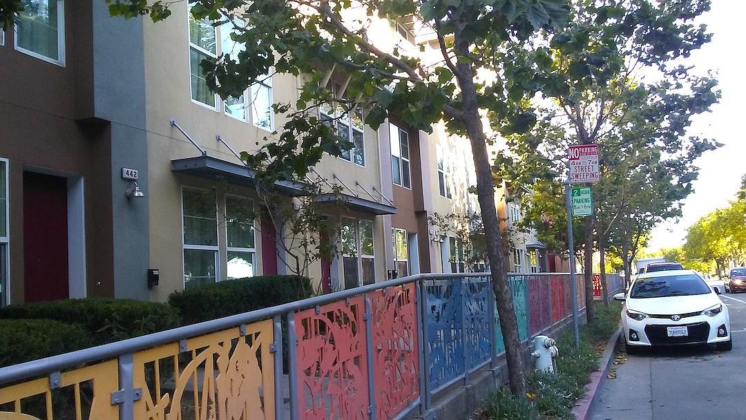464 Marina Way photo 3