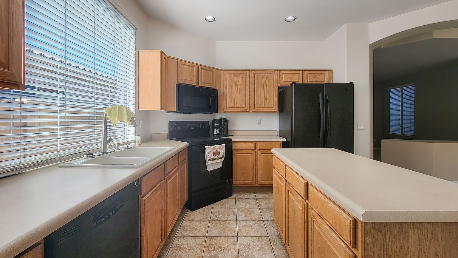 18651 W Sunrise Dr Goodyear, AZ 85338 photo 4