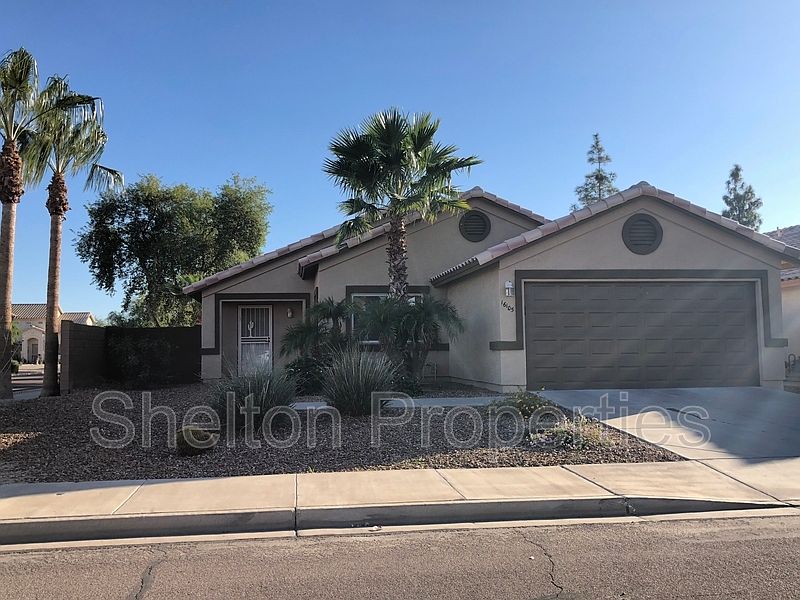16105 W Hadley St Goodyear, AZ 85338 photo 4