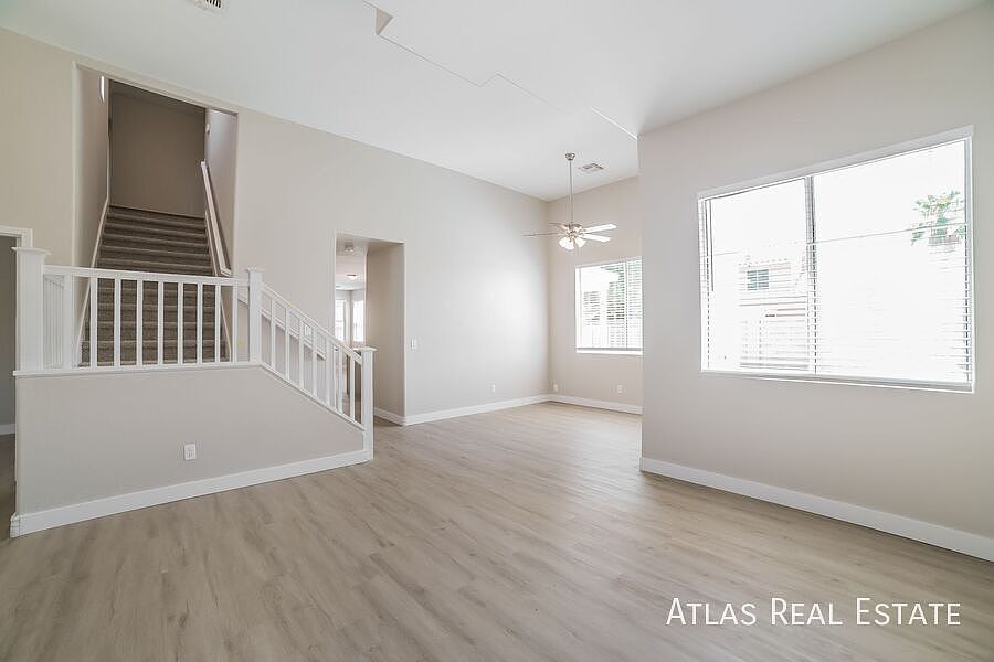 16271 W Madison St photo 4