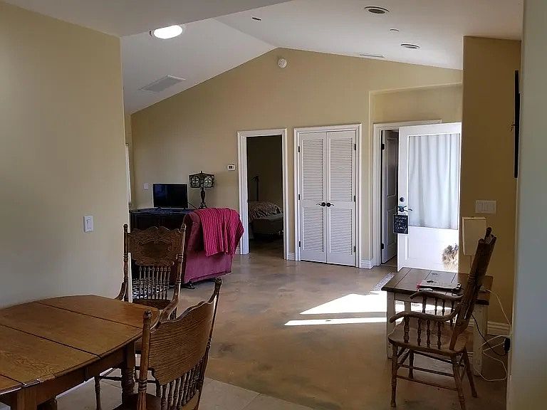 7908-10 Faraway Ln photo 3