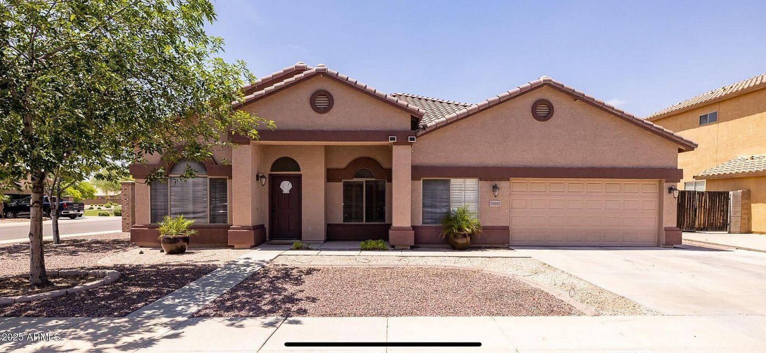 15946 N NAEGEL Drive photo 3