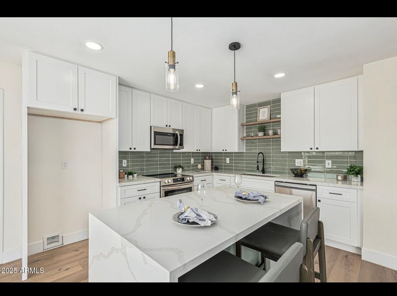 13862 W Fargo Dr photo 3
