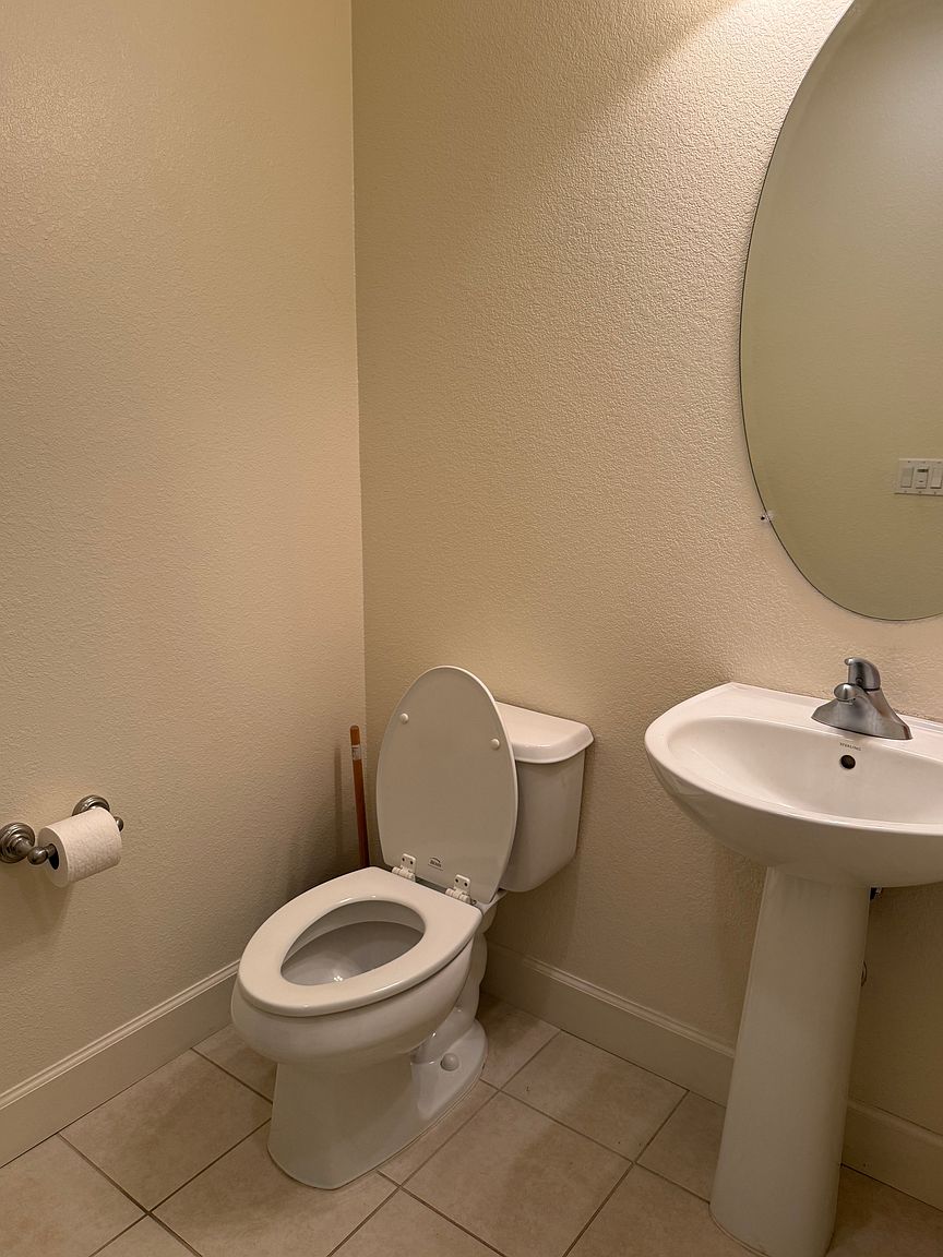 1266 Water Lily Way photo 4