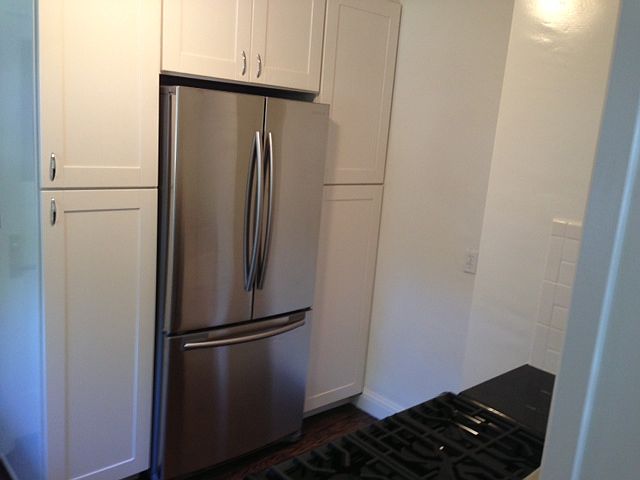 1080 Noel Dr photo 3