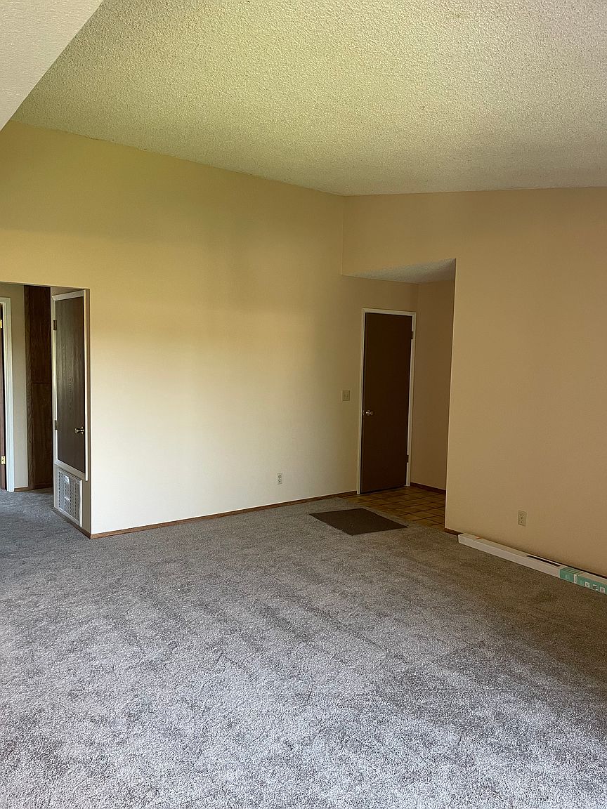 1505 Union Ave photo 4