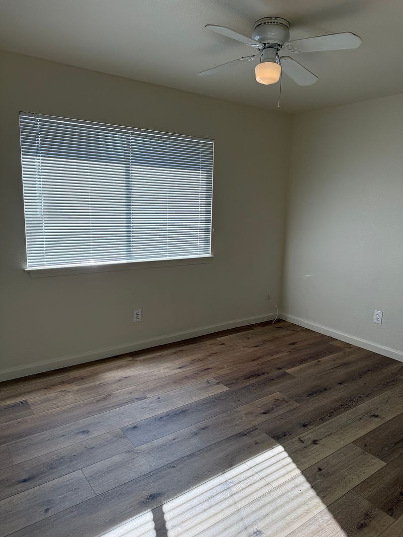 101 Tabor Ave Fairfield, CA 94533 photo 3