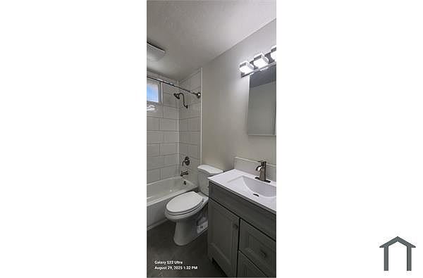 1019 Grant St photo 3