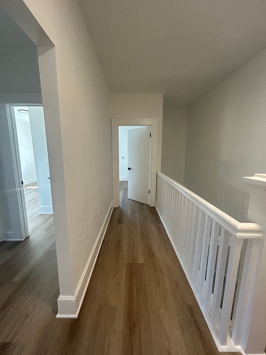 1152 Louisiana St photo 3