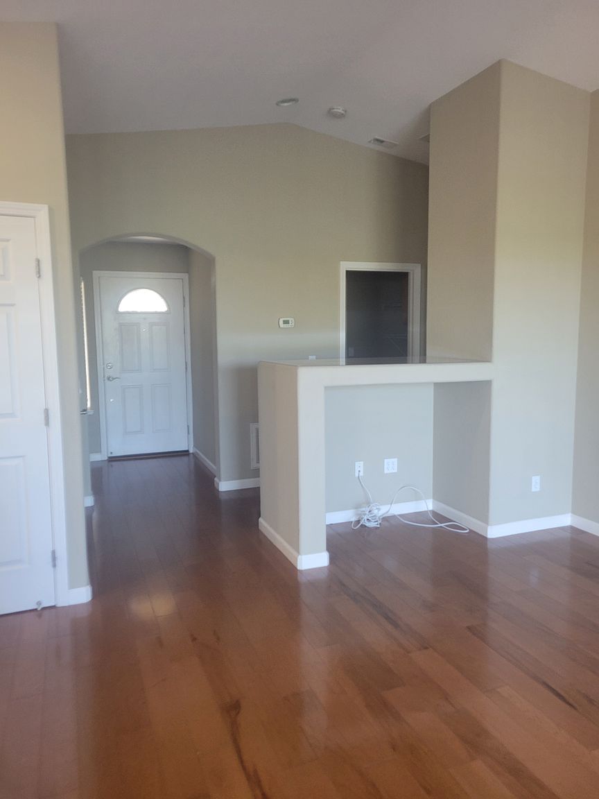 1008 Diamante Dr photo 3