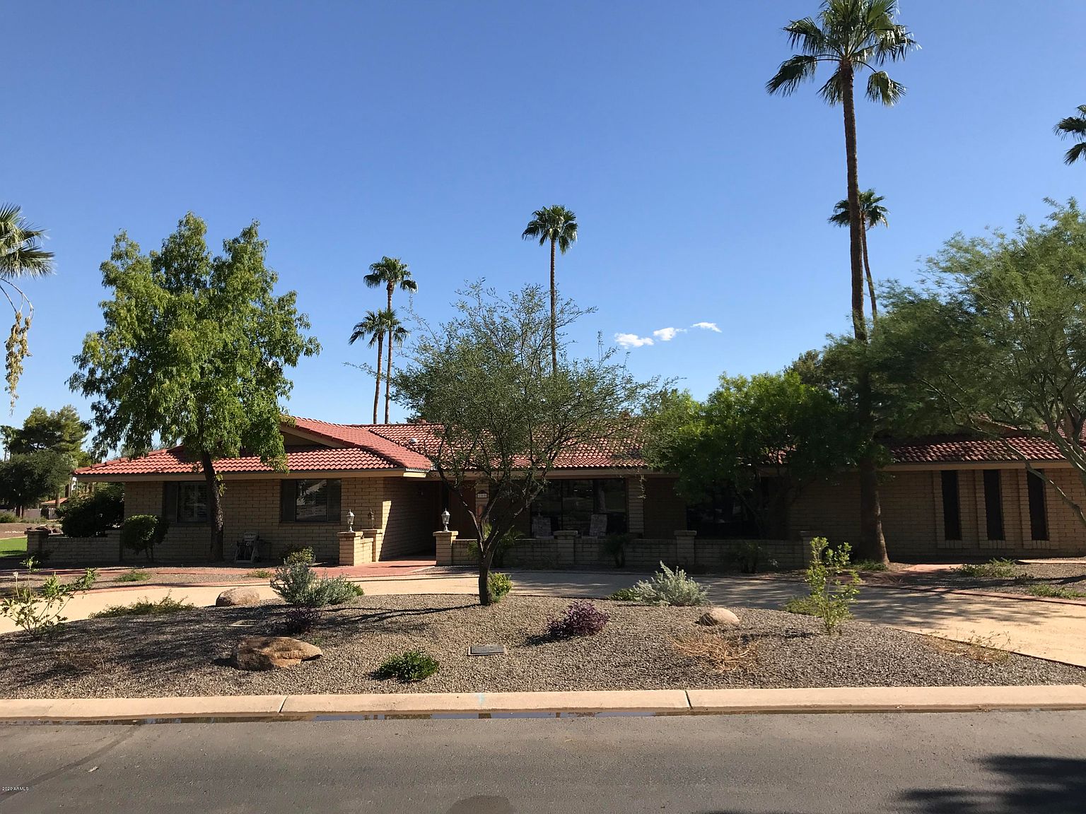 185 E Cercado Ln Litchfield Park, AZ 85340 photo 2
