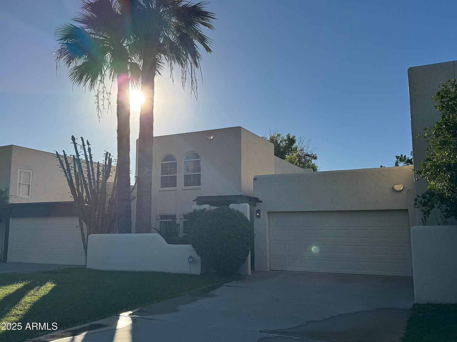 1009 N VILLA NUEVA Drive photo 5