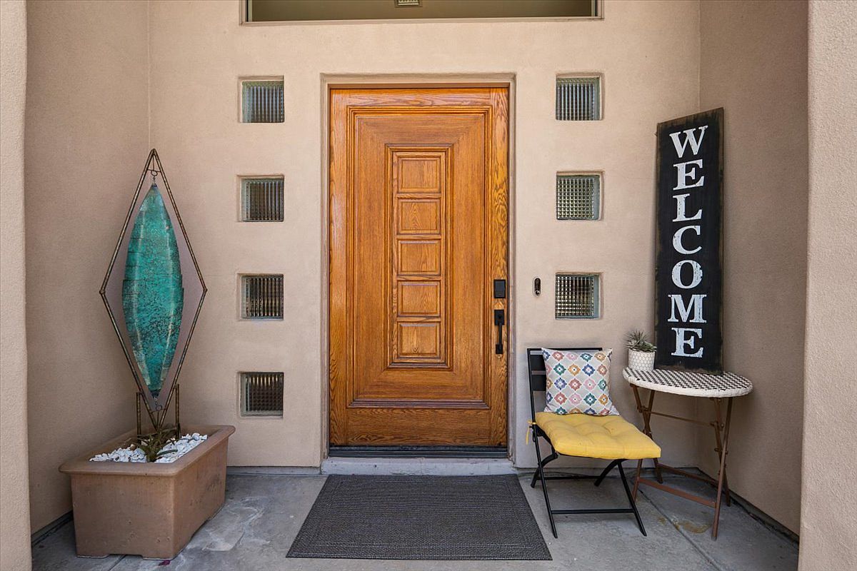 4926 N Valley Gln photo 3