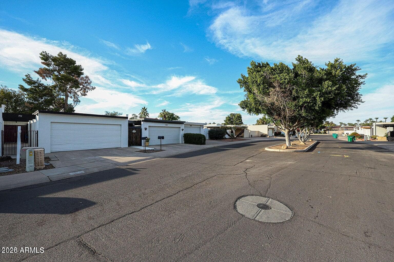 194 E Laguna Drive E photo 2