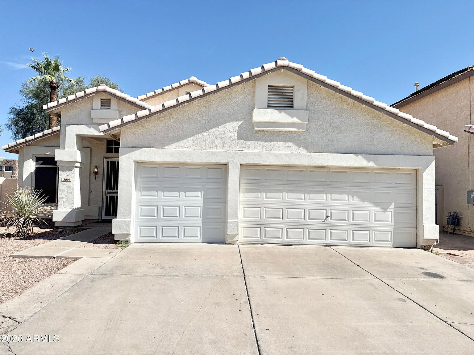13896 W Wilshire Dr