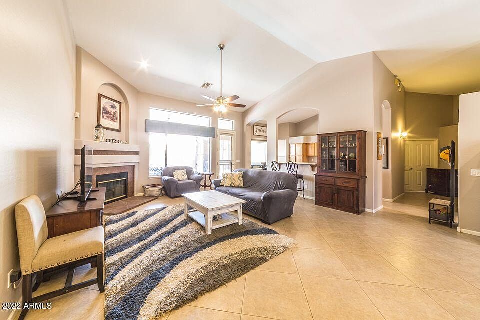 13352 W Alvarado Dr photo 3