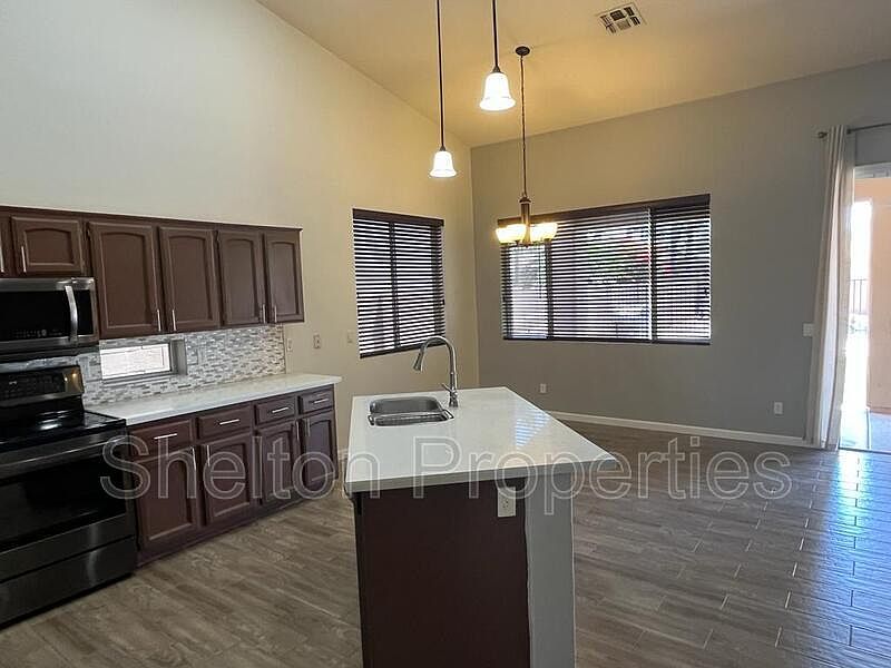 13139 W Granada Rd Goodyear, AZ 85395 photo 3
