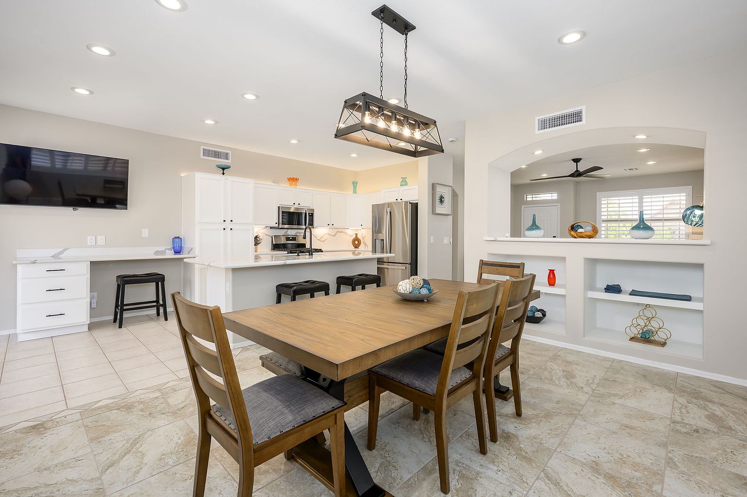 18027 W Udall Dr photo 4