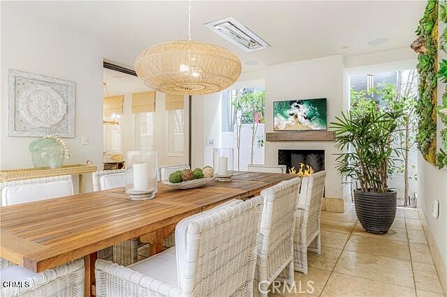 218 Narcissus Ave photo 4