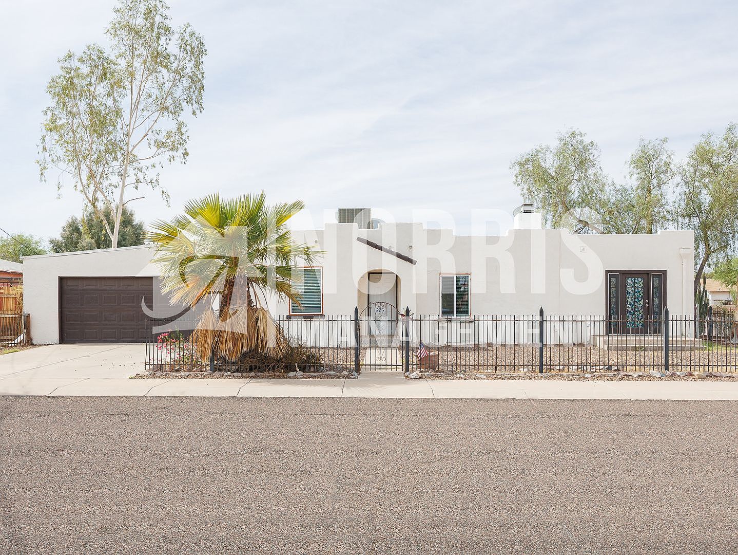 225 E Aguilar St