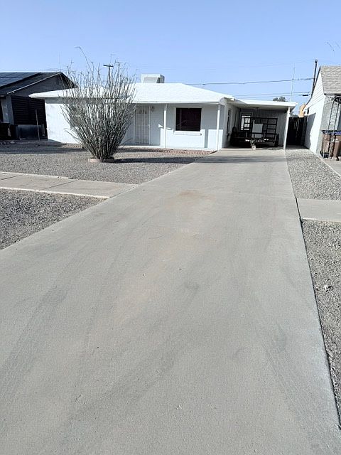 720 W Roosevelt Ave photo 3