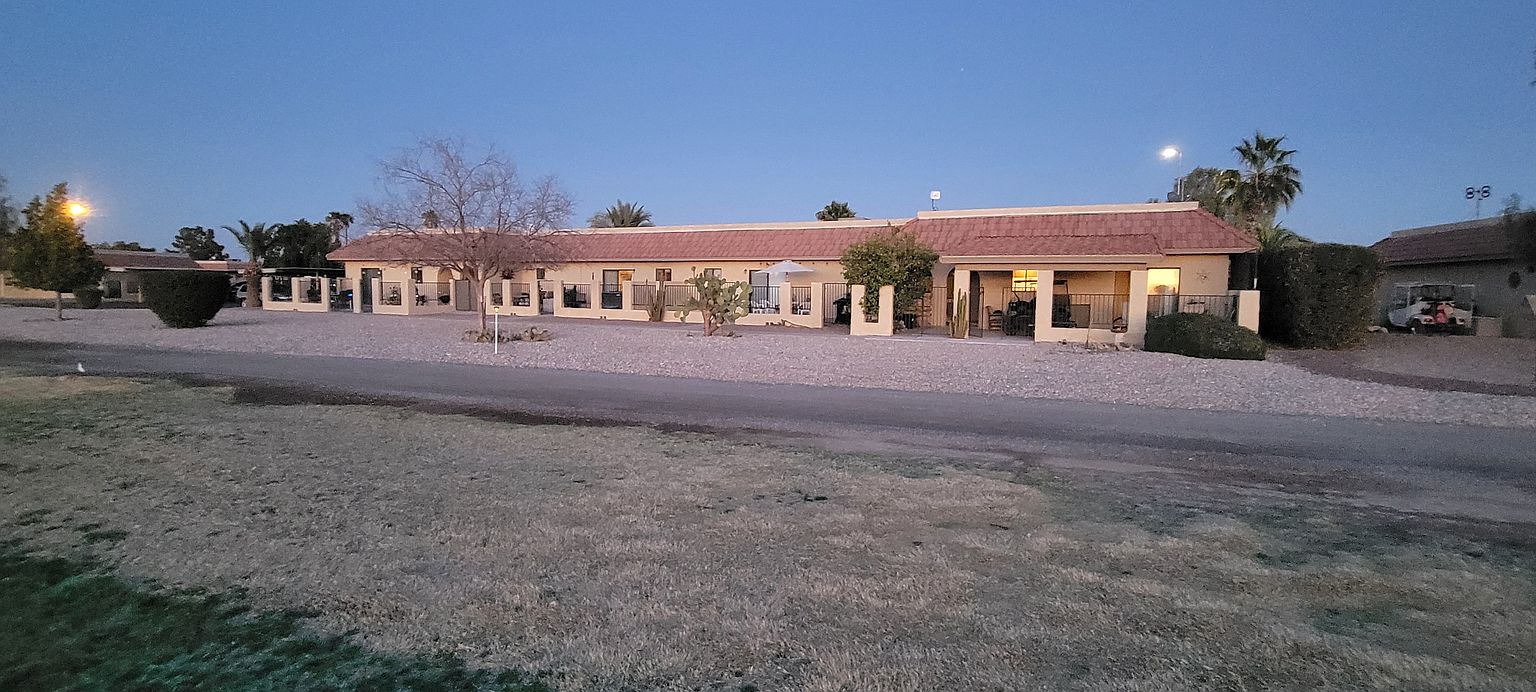 2044 S Clubhouse Dr photo 3