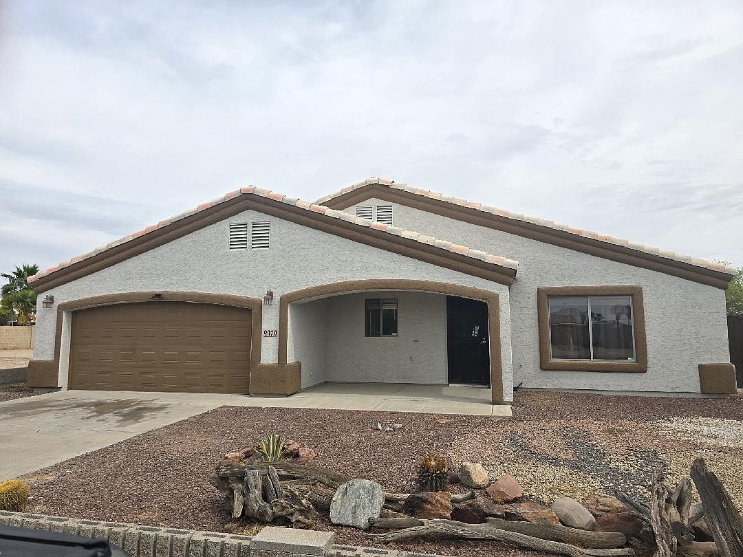 9870 W Camelia Dr photo 3