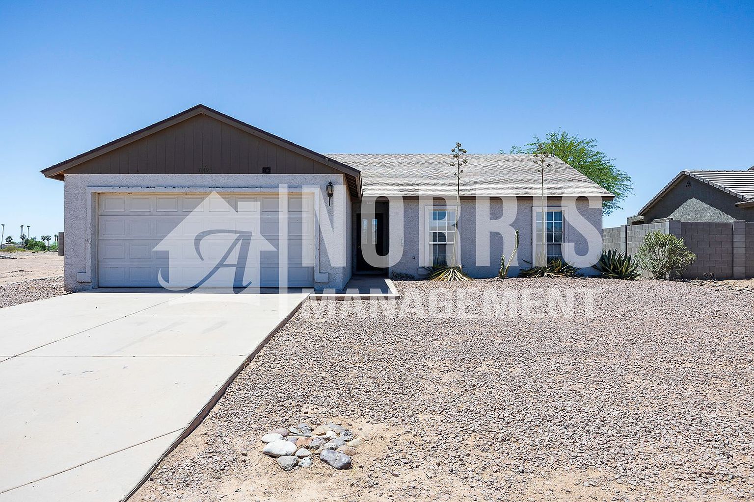 10493 W Arivaca Dr Arizona City, AZ 85123 photo 2