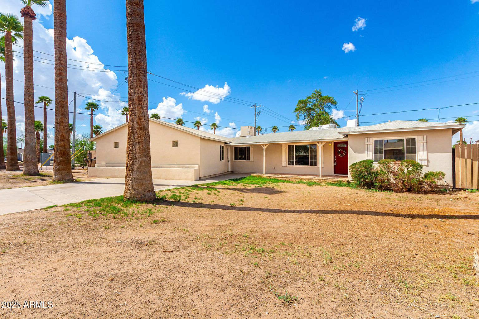 809 N Gilbert Ave photo 5