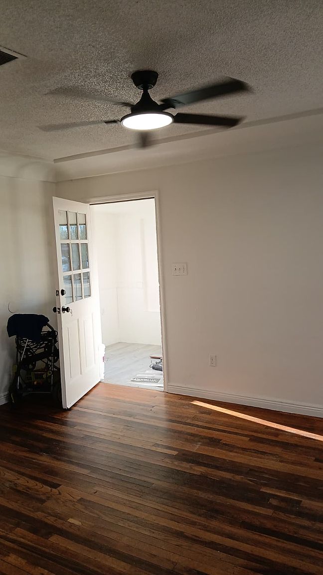 209 E Beech Ave photo 4