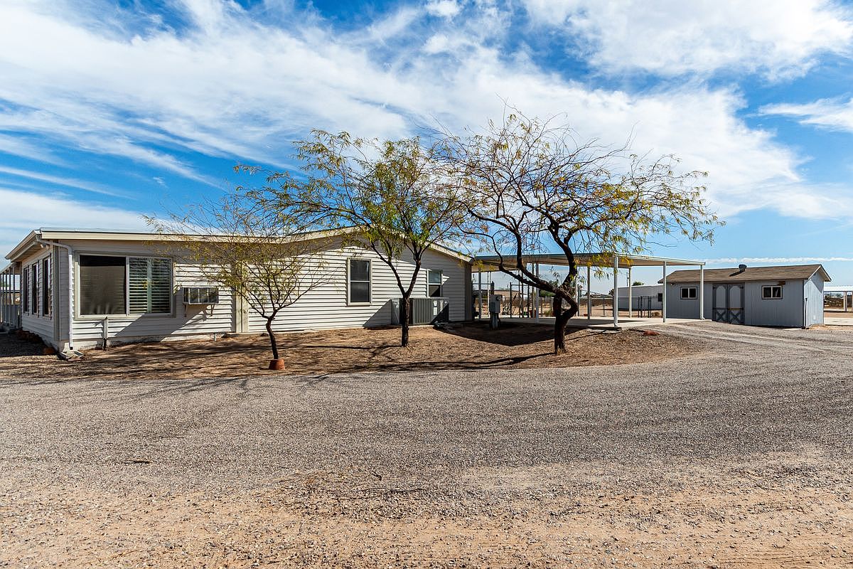 16697 W Hopi Dr photo 5